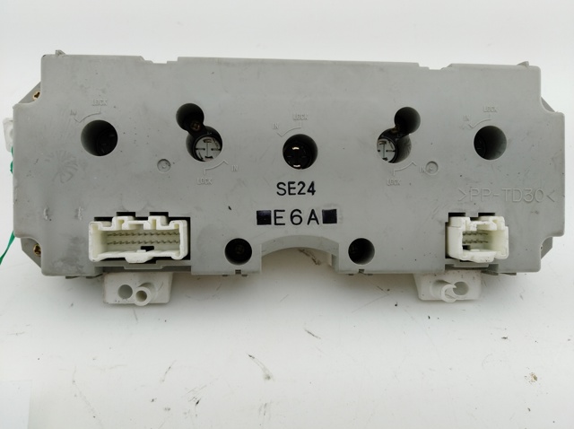 Sterownik trybów ogrzewania/klimatyzacji GJ6G61190A MAZDA