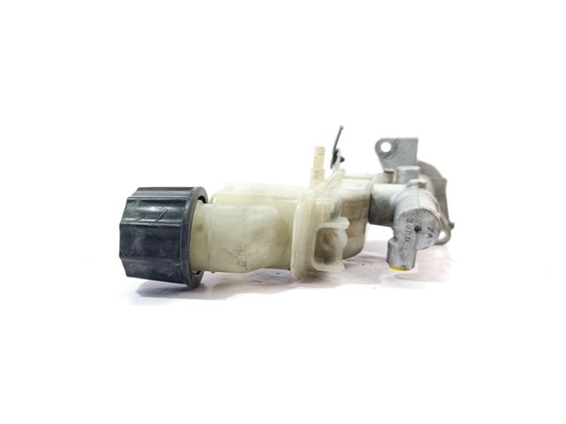 Główny cylinder hamulców GJ6L4340ZA MAZDA
