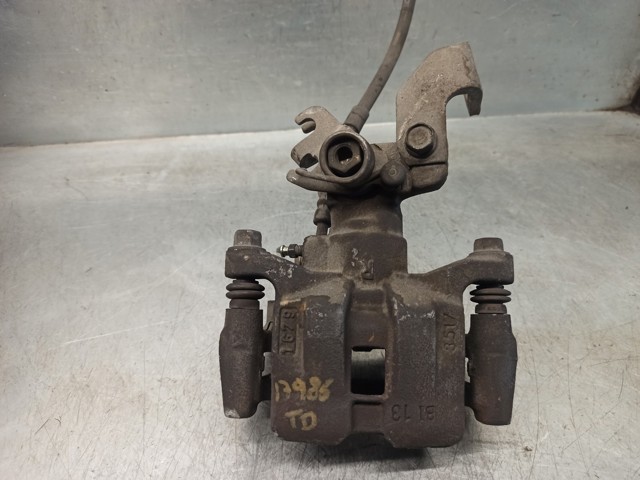 Zacisk hamulcowy tylny prawy GJZA2698ZC MAZDA
