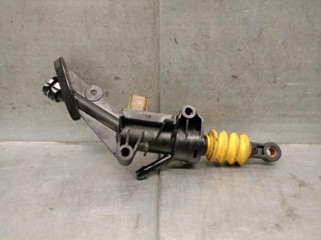 Cylinder sprzęgła główny GK217A542CA FORD