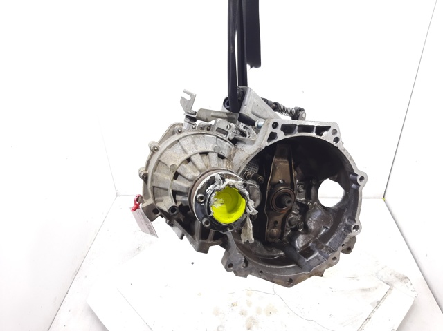 Mechaniczna skrzynia biegów w komplecie GLB VAG