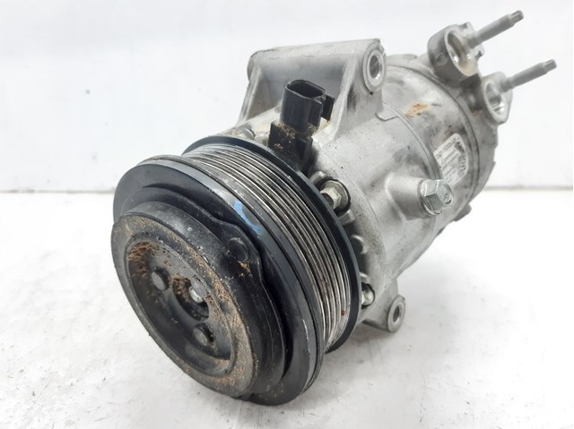 Sprężarka klimatyzacji GN1119D629AB FORD