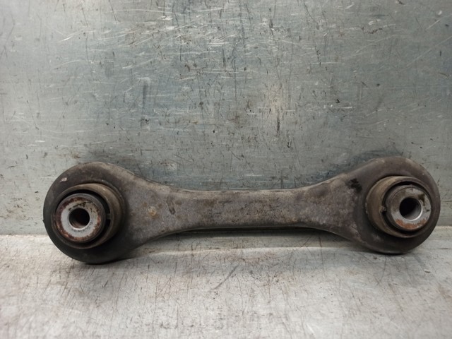 Wahacz zawieszenia tylnego dolny lewy/prawy GS1D28500A MAZDA