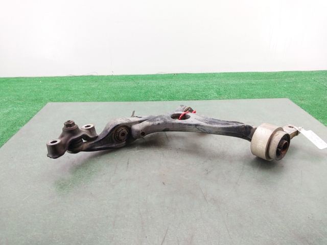 Wahacz zawieszenia przedniego dolny prawy GS1D34300L MAZDA