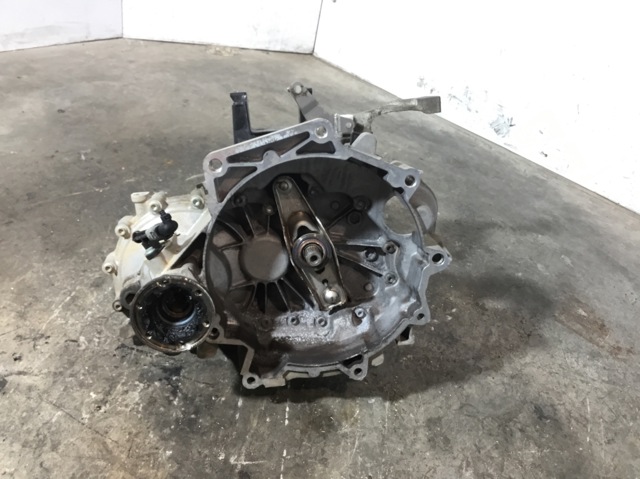 Mechaniczna skrzynia biegów w komplecie GSA VAG