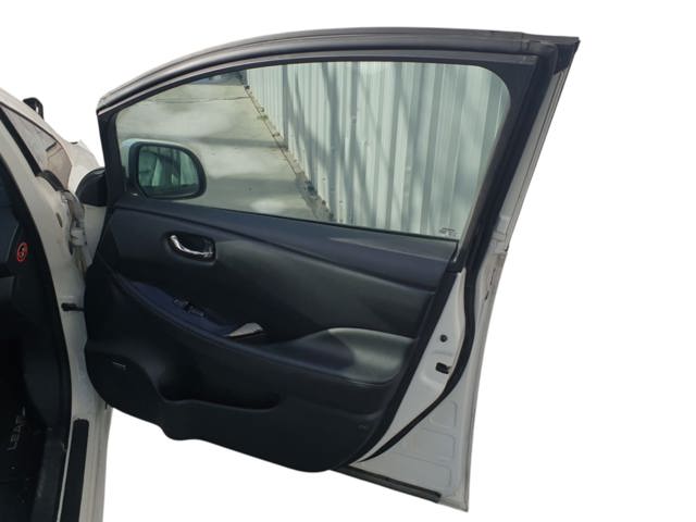 Kupić Drzwi przednie prawe Nissan LEAF I ZE0 w dobrej cenie