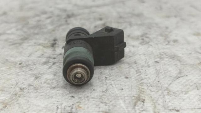 Wtryskiwacz paliwa H132254 RENAULT