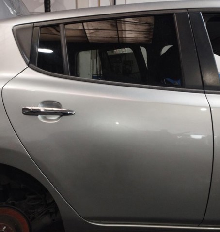 Drzwi tylne prawe Nissan LEAF 1 ZE0U