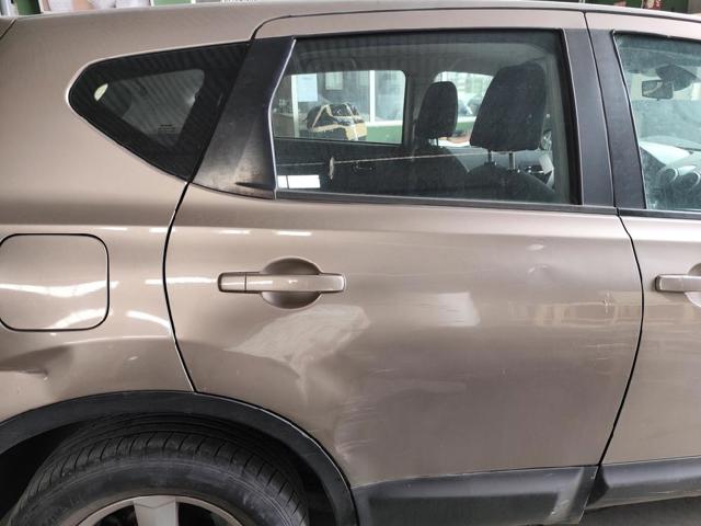 Drzwi tylne prawe H2100JD0M0 NISSAN