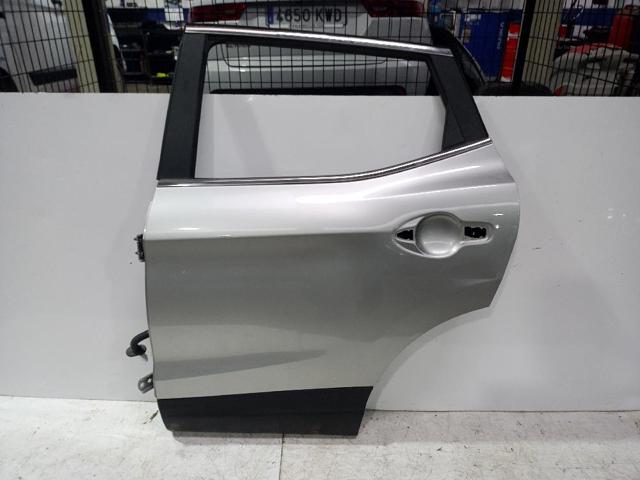 Drzwi tylne lewe H2101HV0MA NISSAN