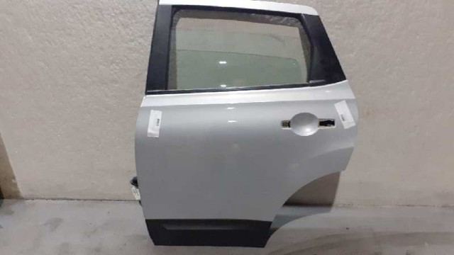 Drzwi tylne lewe H2101JD0M0 NISSAN