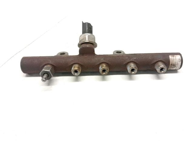 Regulator ciśnienia paliwa w listwie paliwowej H8200701690 RENAULT