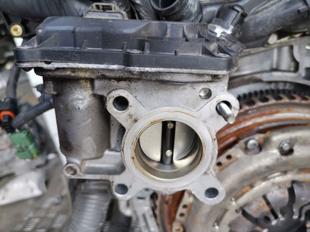 Przepustnica, komplet H8201171233 NISSAN
