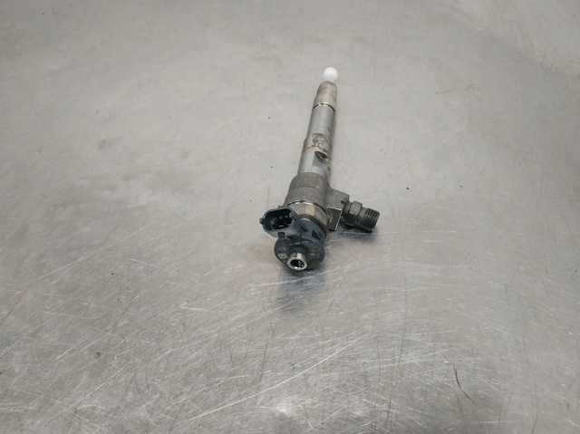 Wtryskiwacz paliwa H8201636333 RENAULT