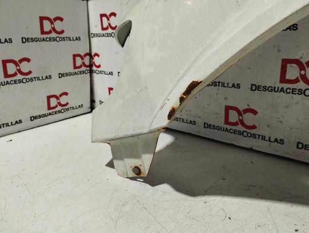 Błotnik przedni lewy Hyundai Galloper JK