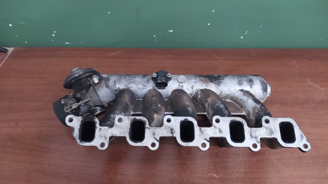 Kolektor ssący Land Rover Discovery 2 LJ ,LT