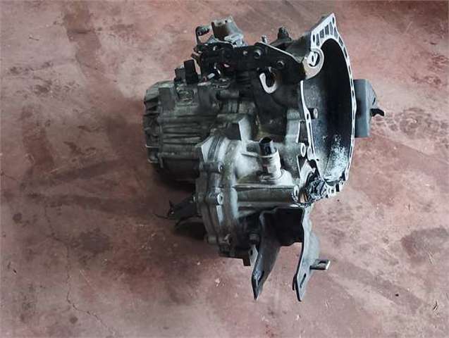 Mechaniczna skrzynia biegów w komplecie do Hyundai Coupe GK
