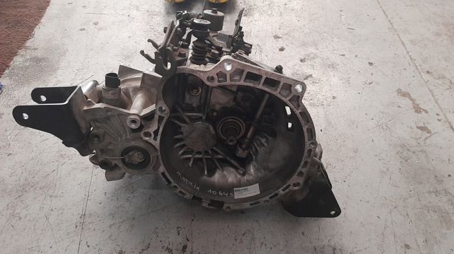 Mechaniczna skrzynia biegów w komplecie J21873 HYUNDAI