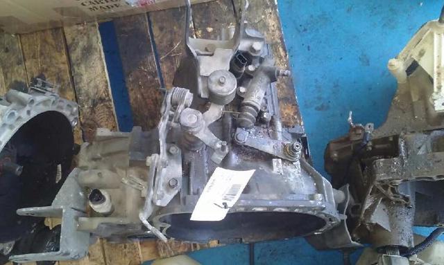 Mechaniczna skrzynia biegów w komplecie J21873 HYUNDAI