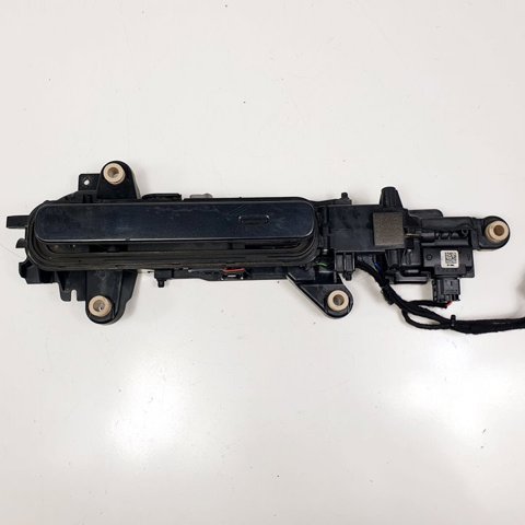 J8A222400AD Land Rover
