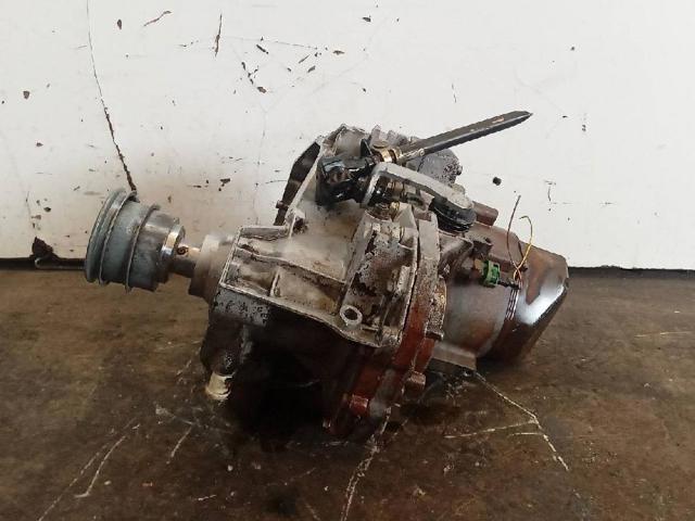 Mechaniczna skrzynia biegów w komplecie JB1043 RENAULT