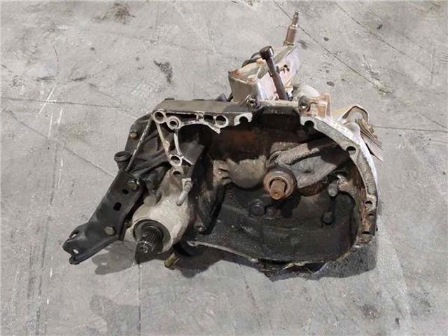 Mechaniczna skrzynia biegów w komplecie JB1043 RENAULT
