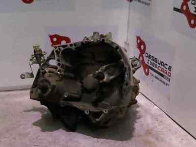 Mechaniczna skrzynia biegów w komplecie JB1052 RENAULT