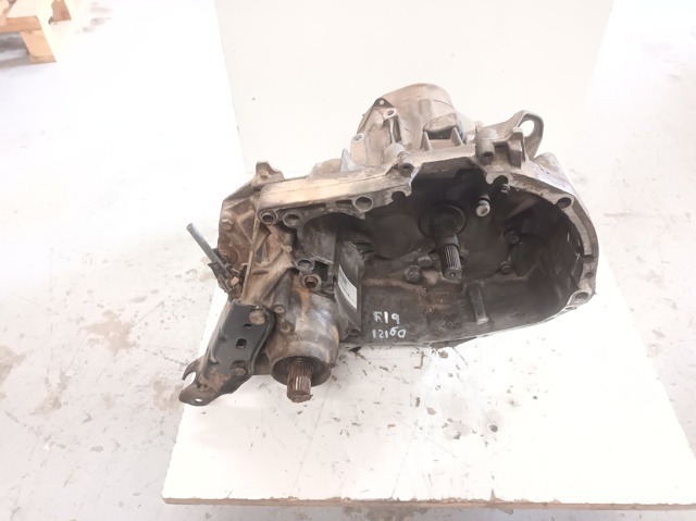Mechaniczna skrzynia biegów w komplecie do Renault 19 B53, C53