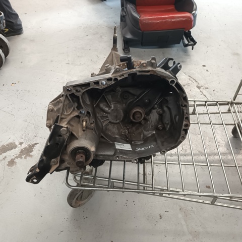 Mechaniczna skrzynia biegów w komplecie Renault Megane JA0, JA1