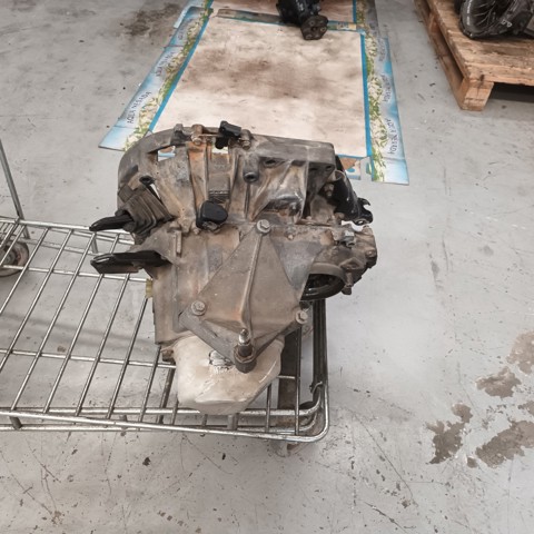Mechaniczna skrzynia biegów w komplecie Renault Megane JA0, JA1