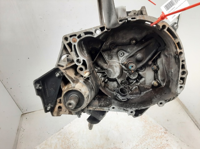 Mechaniczna skrzynia biegów w komplecie JB3980 RENAULT