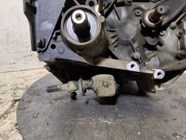 Mechaniczna skrzynia biegów w komplecie JB3980 RENAULT