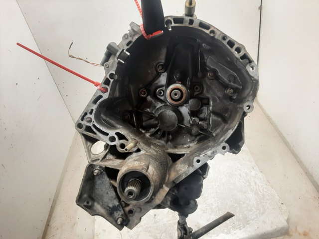 Mechaniczna skrzynia biegów w komplecie JB3980 RENAULT
