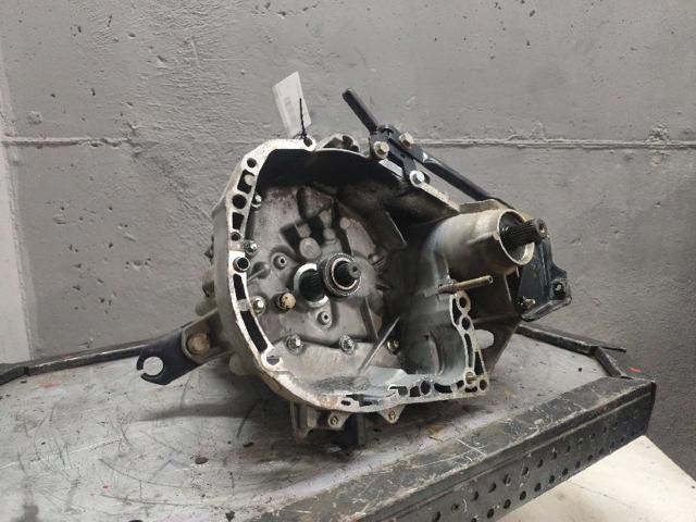 Mechaniczna skrzynia biegów w komplecie JB3980 RENAULT