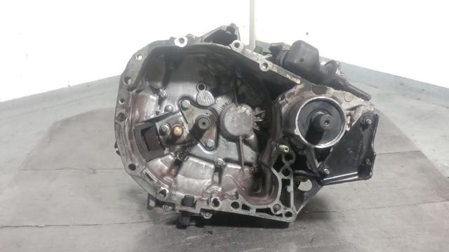 Mechaniczna skrzynia biegów w komplecie JC5128 RENAULT