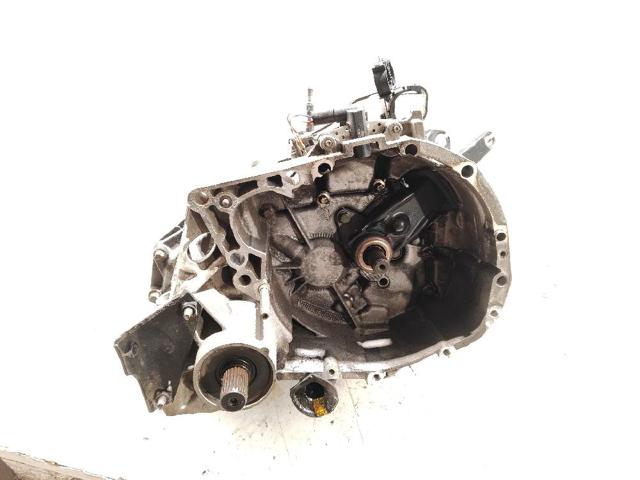 Mechaniczna skrzynia biegów w komplecie JC5128 RENAULT