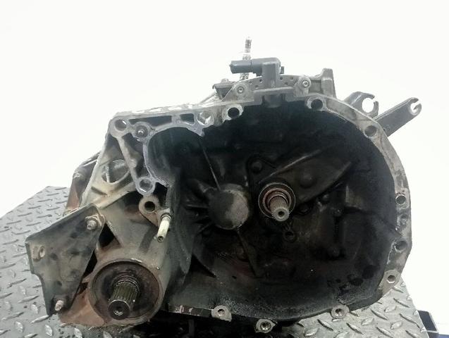 Mechaniczna skrzynia biegów w komplecie JC5128 RENAULT