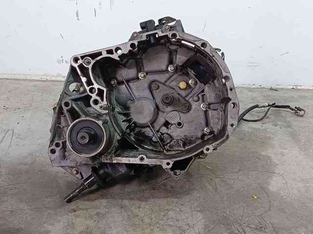 Mechaniczna skrzynia biegów w komplecie JC5128 RENAULT