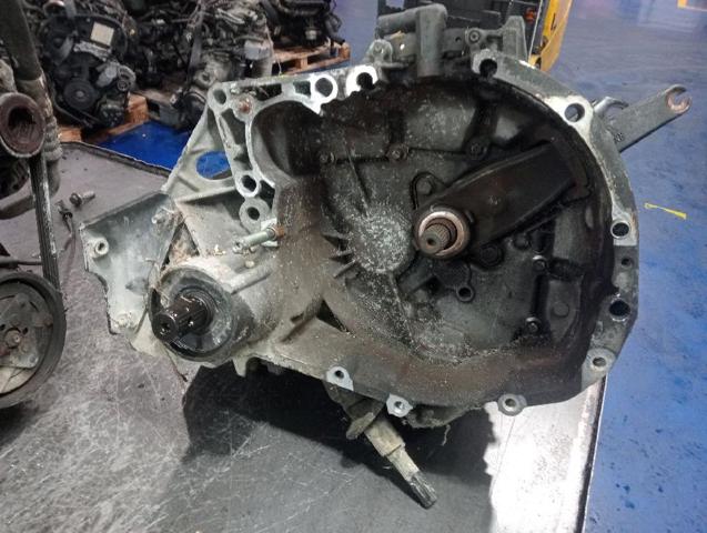 Mechaniczna skrzynia biegów w komplecie JC5128 RENAULT