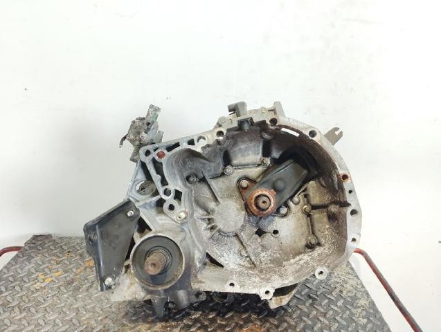 Mechaniczna skrzynia biegów w komplecie JC5128 RENAULT