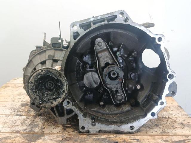 Mechaniczna skrzynia biegów w komplecie JCR VAG