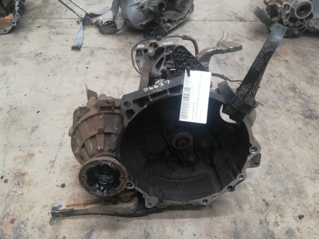 Mechaniczna skrzynia biegów w komplecie JCR VAG