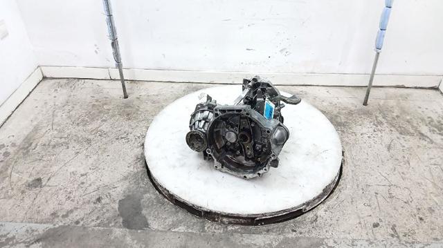 Mechaniczna skrzynia biegów w komplecie JCR VAG