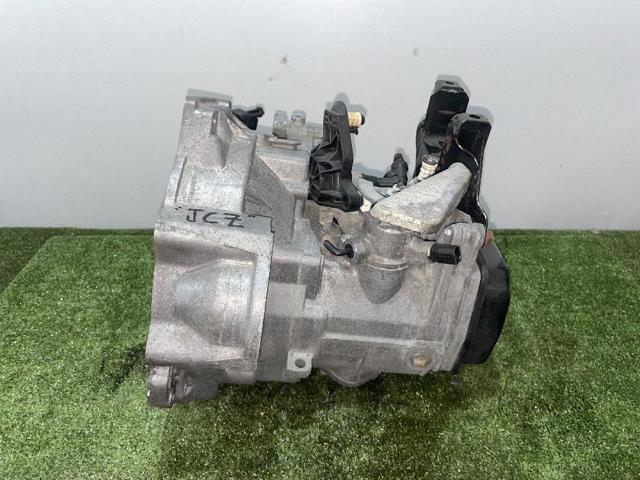 Mechaniczna skrzynia biegów w komplecie JCZ VAG
