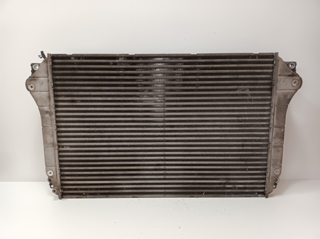 Chłodnica intercoolera JD1271002220 TOYOTA