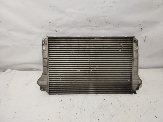 Chłodnica intercoolera JD1271002220 TOYOTA