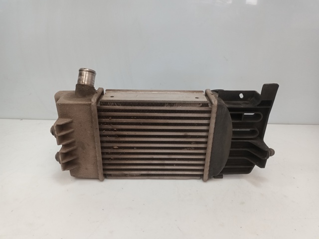 Chłodnica intercoolera JD1271005100 TOYOTA