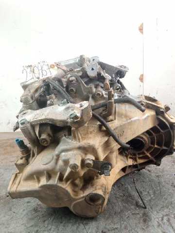Mechaniczna skrzynia biegów w komplecie JG70 NISSAN