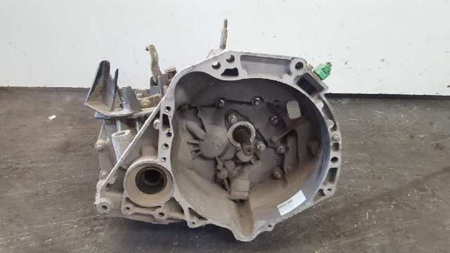 Mechaniczna skrzynia biegów w komplecie JH3103 NISSAN