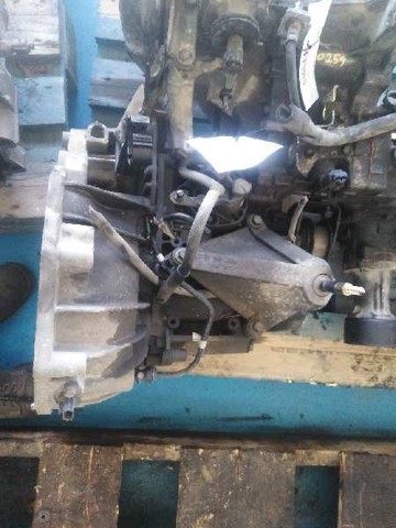 Mechaniczna skrzynia biegów w komplecie JH3103 NISSAN
